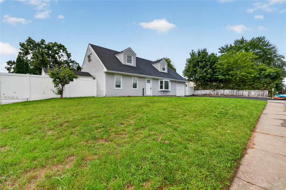 42 Clymer Street Port Jefferson Station, NY 11776