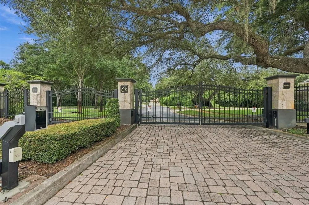 510 CREEKSIDE COURT Safety Harbor, FL 34695