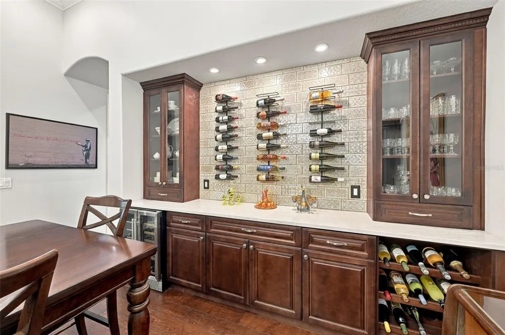 510 CREEKSIDE COURT Safety Harbor, FL 34695