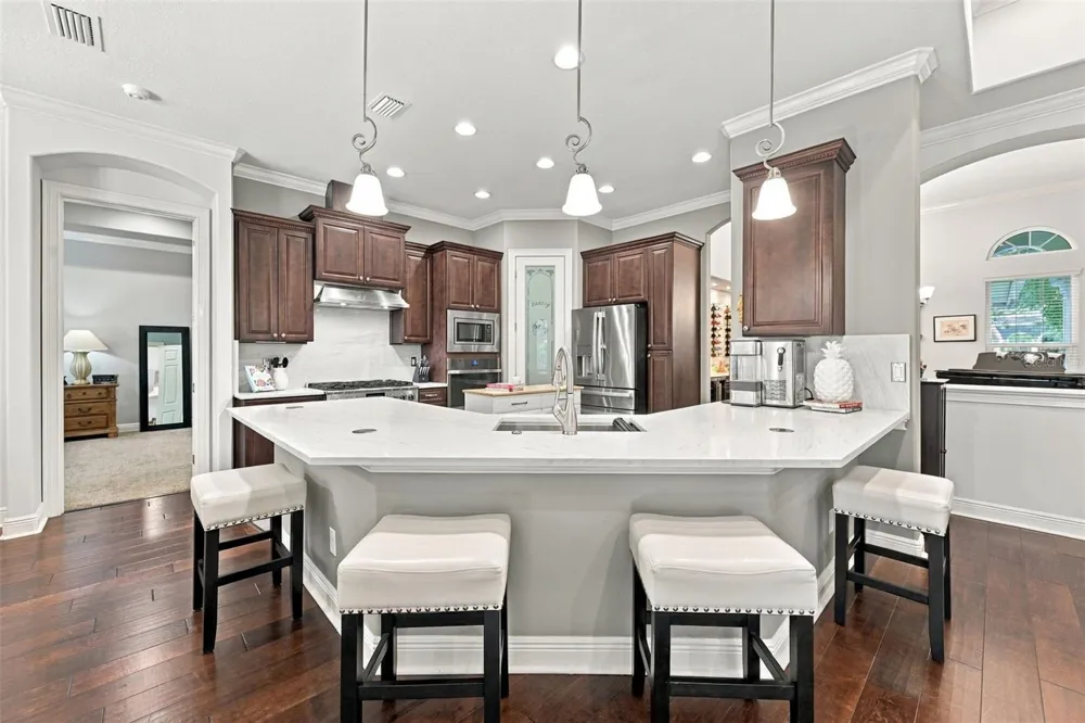 510 CREEKSIDE COURT Safety Harbor, FL 34695
