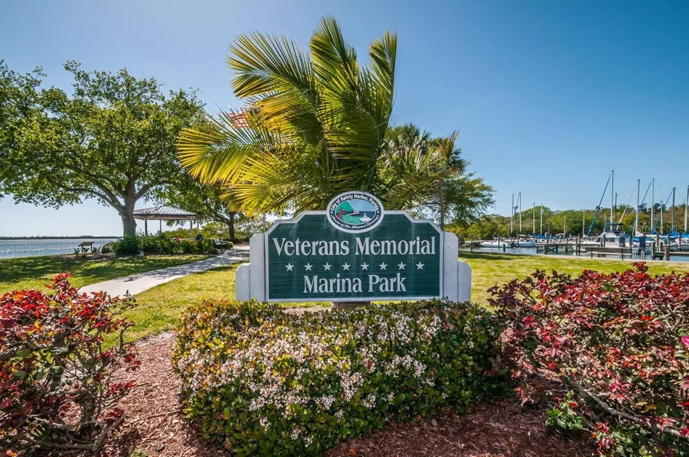 510 CREEKSIDE COURT Safety Harbor, FL 34695