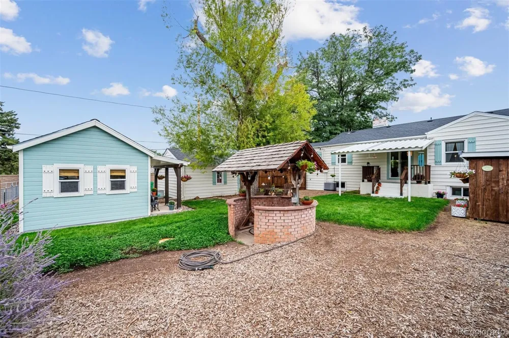 9555 W 6th Avenue Lakewood, CO 80215