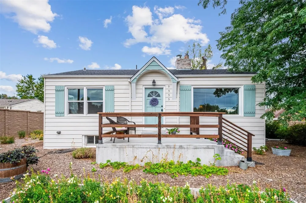 9555 W 6th Avenue Lakewood, CO 80215
