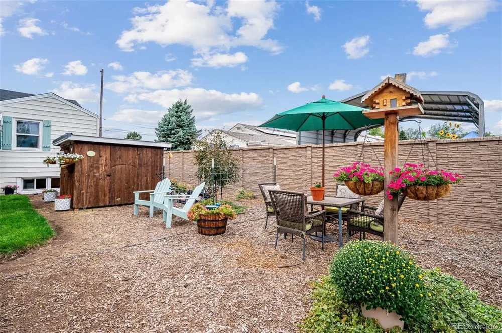 9555 W 6th Avenue Lakewood, CO 80215
