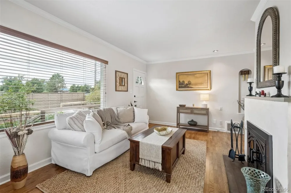9555 W 6th Avenue Lakewood, CO 80215