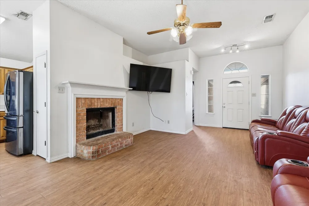 311 Alyse Road Roanoke, TX 76262