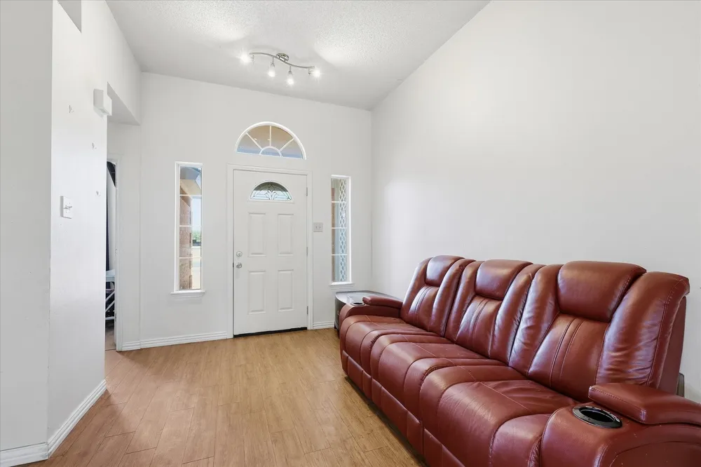 311 Alyse Road Roanoke, TX 76262