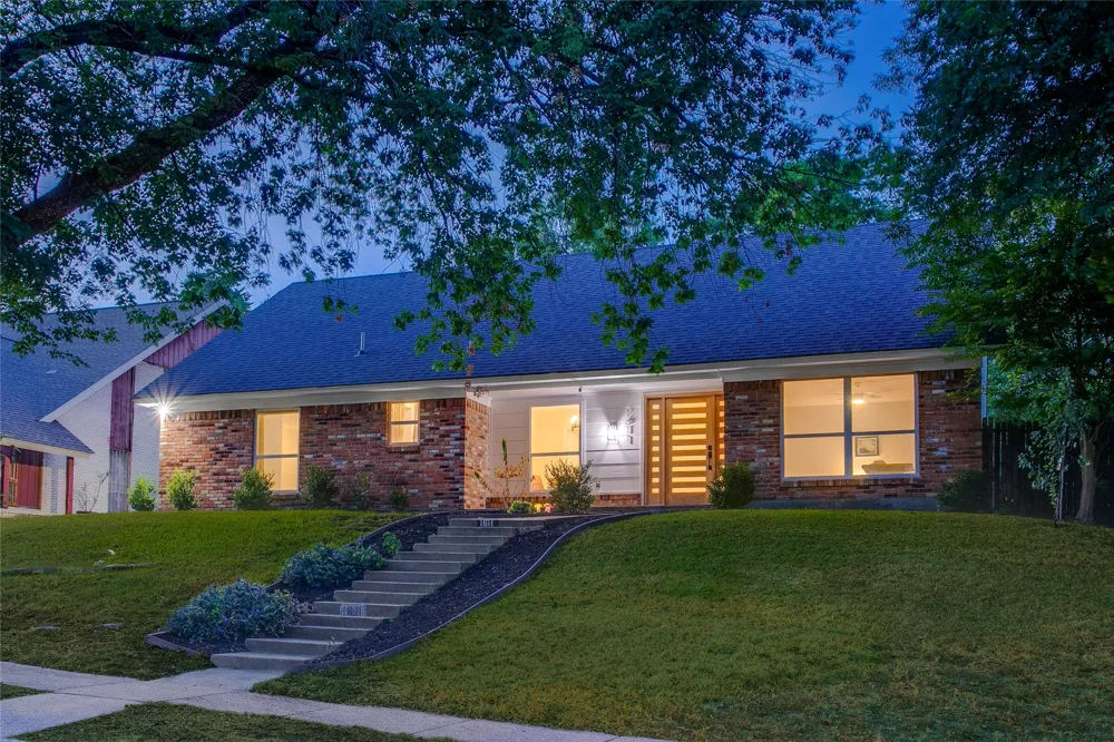 1611 Windchime Drive Dallas, TX 75224