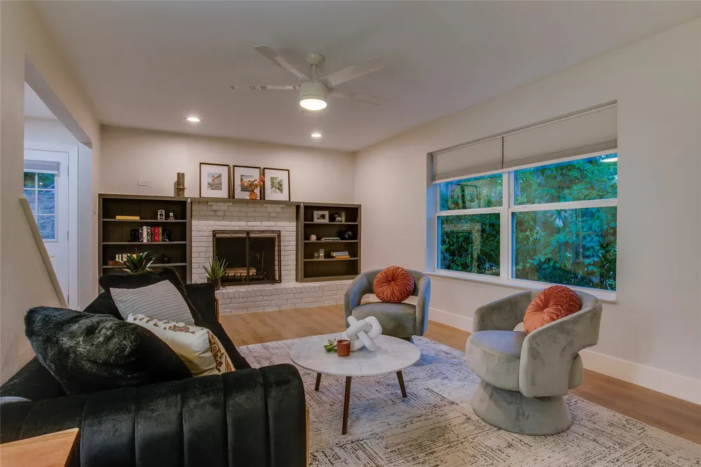1611 Windchime Drive Dallas, TX 75224