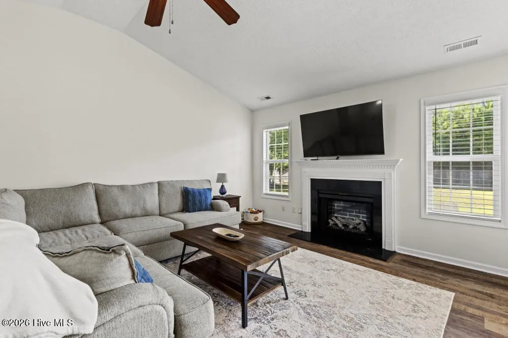 212 Marsh Haven Drive Sneads Ferry, NC 28460