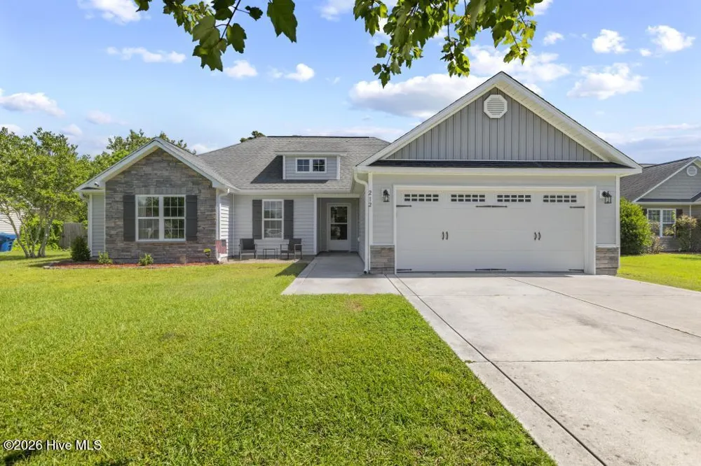 212 Marsh Haven Drive Sneads Ferry, NC 28460