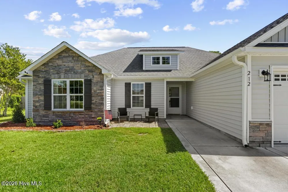 212 Marsh Haven Drive Sneads Ferry, NC 28460