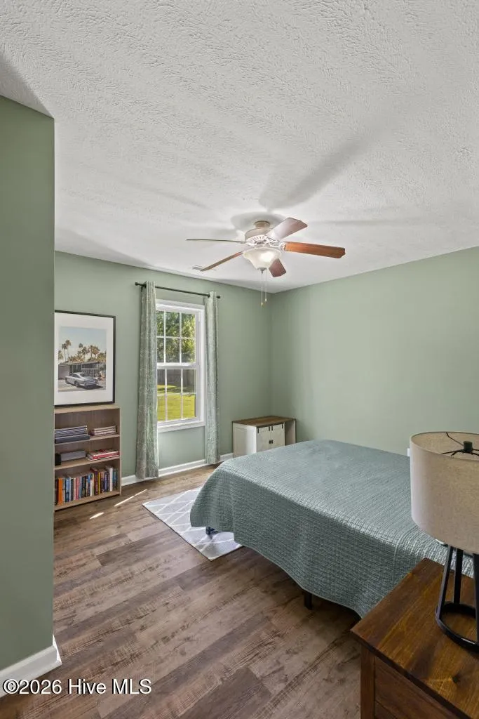 212 Marsh Haven Drive Sneads Ferry, NC 28460