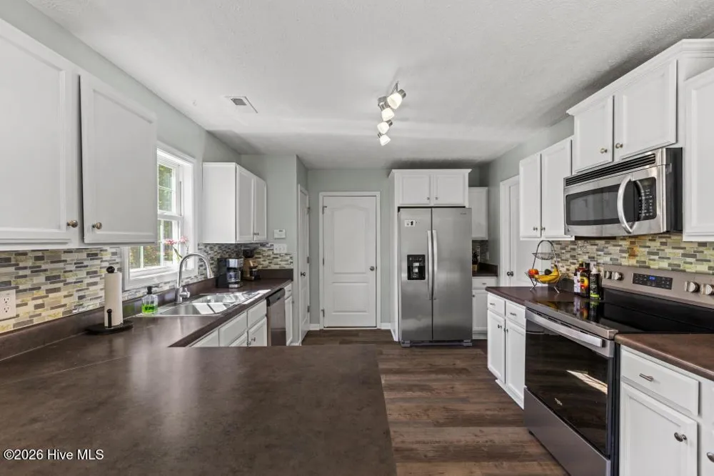 212 Marsh Haven Drive Sneads Ferry, NC 28460