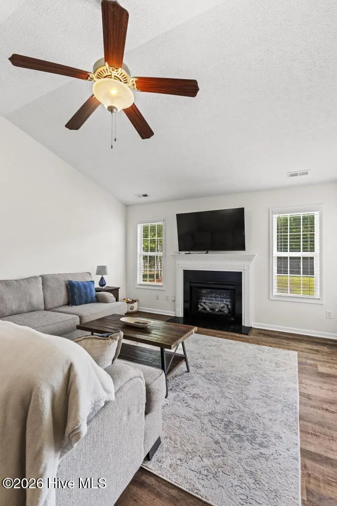 212 Marsh Haven Drive Sneads Ferry, NC 28460