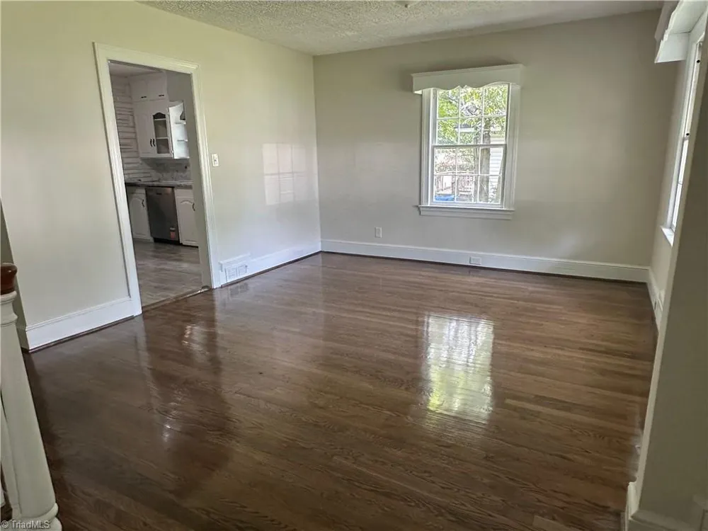 1900 Peachtree Street Winston-Salem, NC 27107