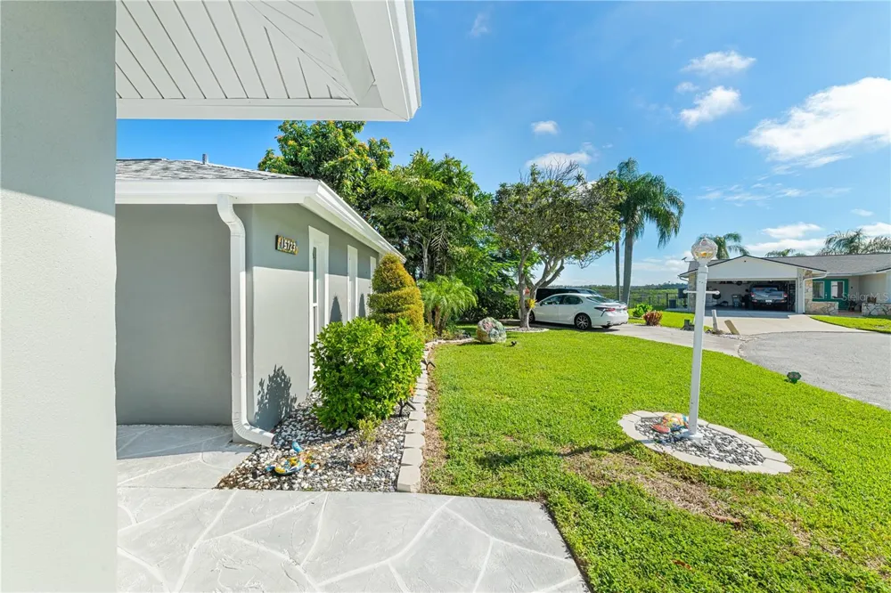 15723 DONZI DRIVE Hudson, FL 34667