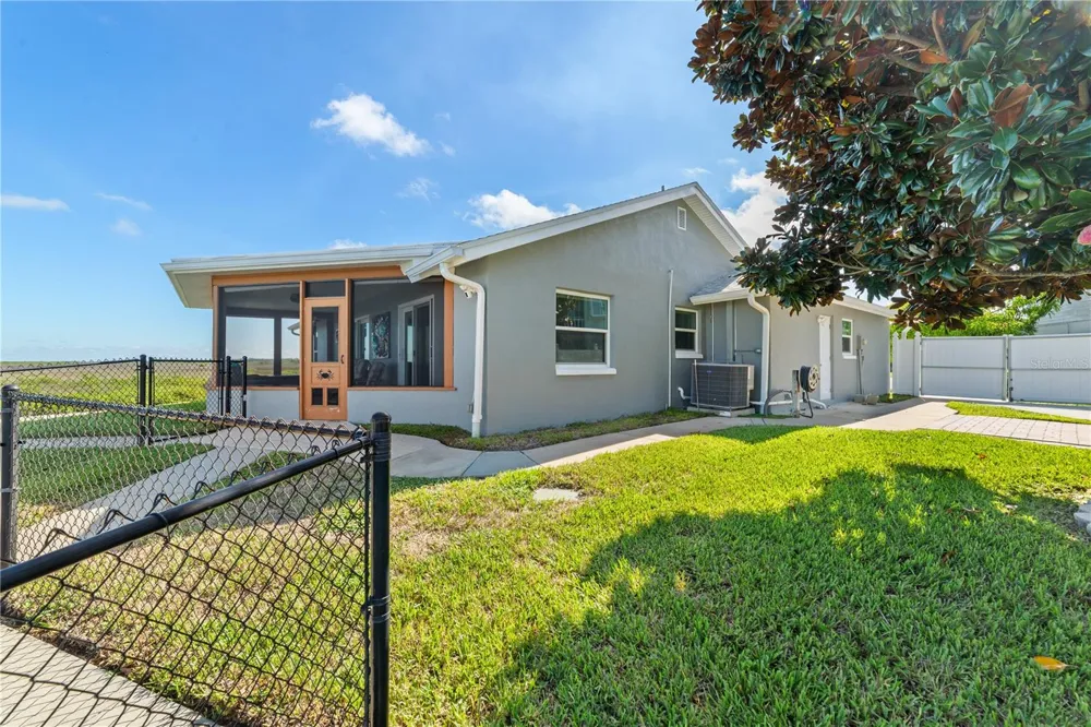 15723 DONZI DRIVE Hudson, FL 34667