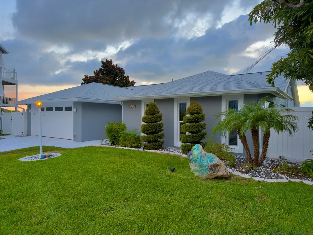 15723 DONZI DRIVE Hudson, FL 34667