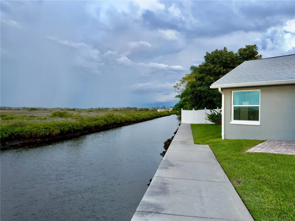 15723 DONZI DRIVE Hudson, FL 34667