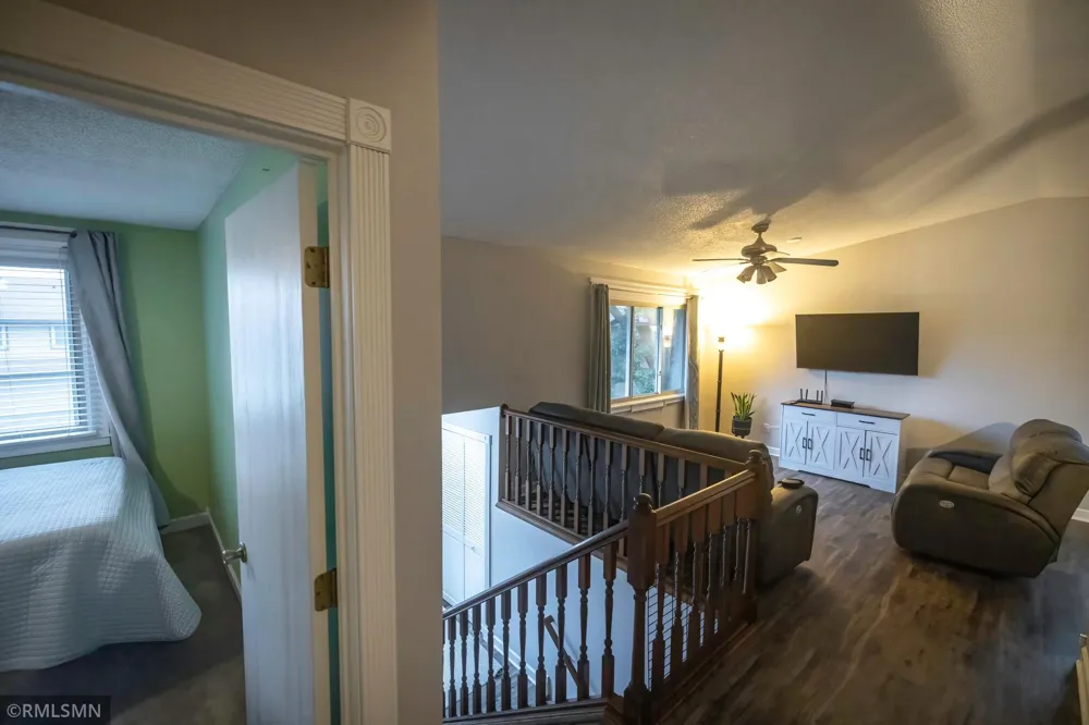 5107 148th Street W Apple Valley, MN 55124