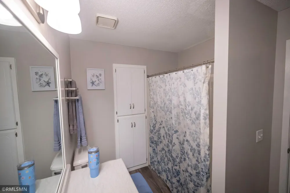 5107 148th Street W Apple Valley, MN 55124