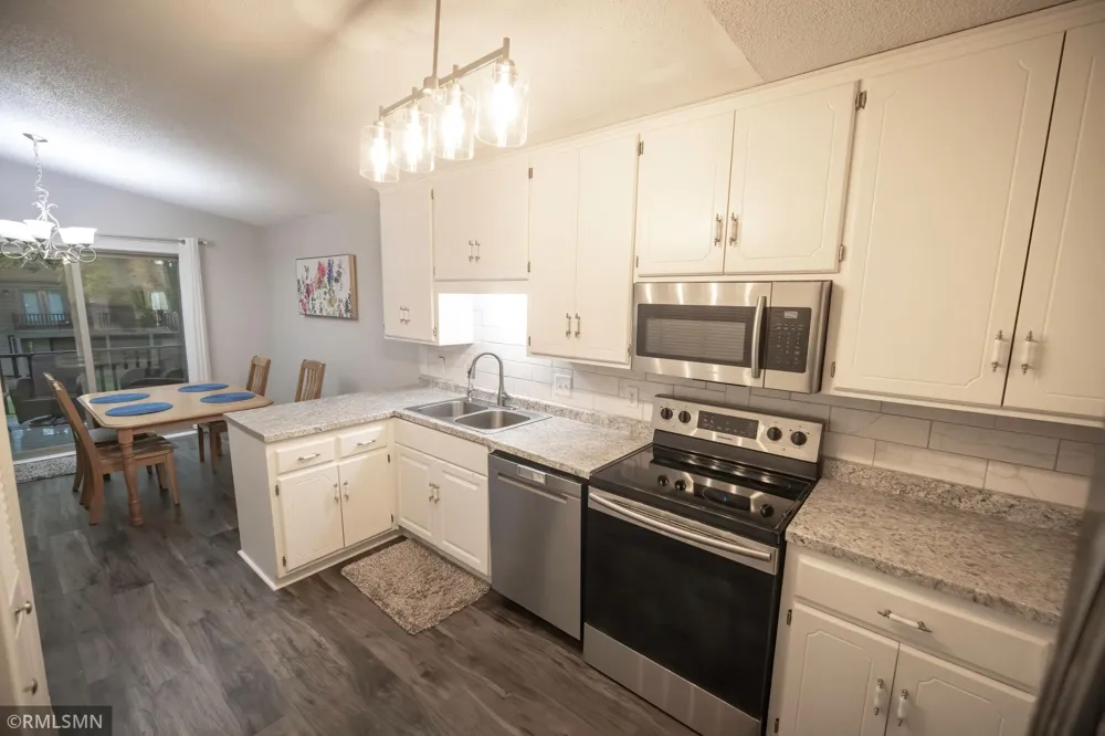 5107 148th Street W Apple Valley, MN 55124