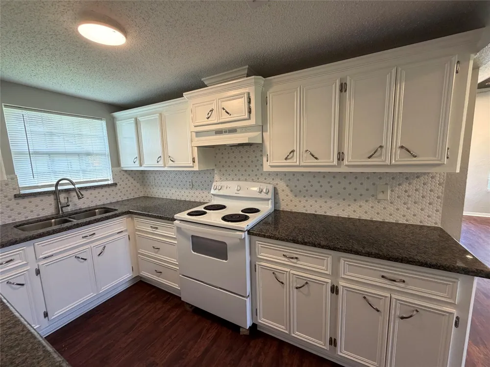 211 S Avenue C Freeport, TX 77541