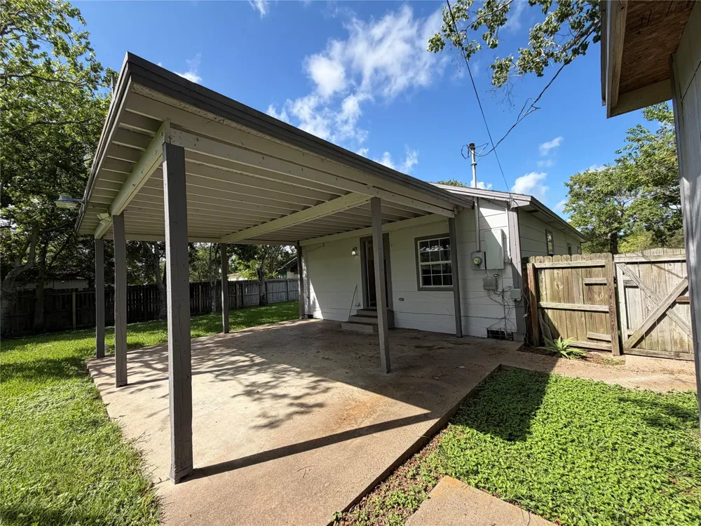 211 S Avenue C Freeport, TX 77541