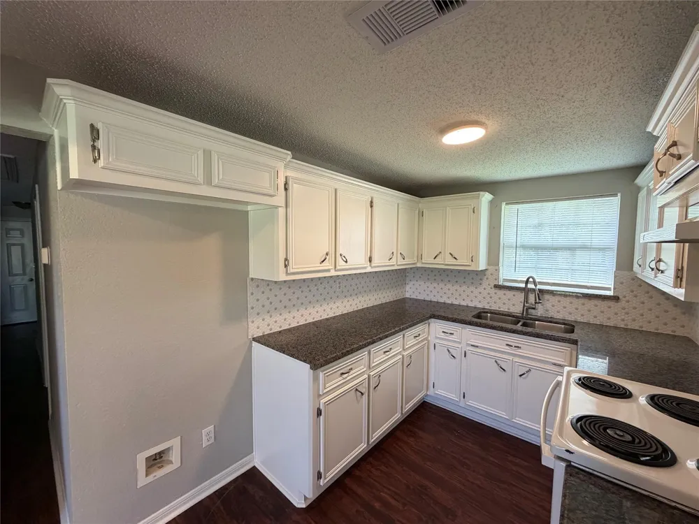 211 S Avenue C Freeport, TX 77541