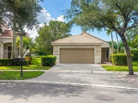 1314 Canary Island Dr