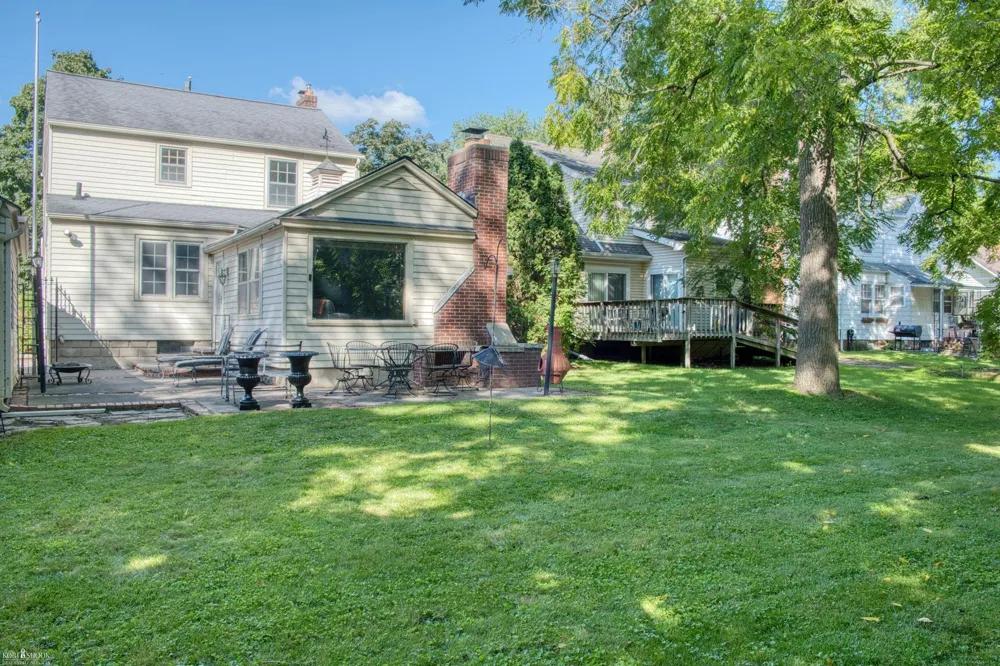 1010 Washington Street Owosso City, MI 48867
