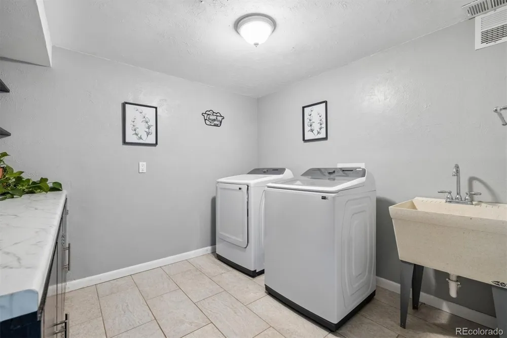 5333 W Canyon Trail Littleton, CO 80128