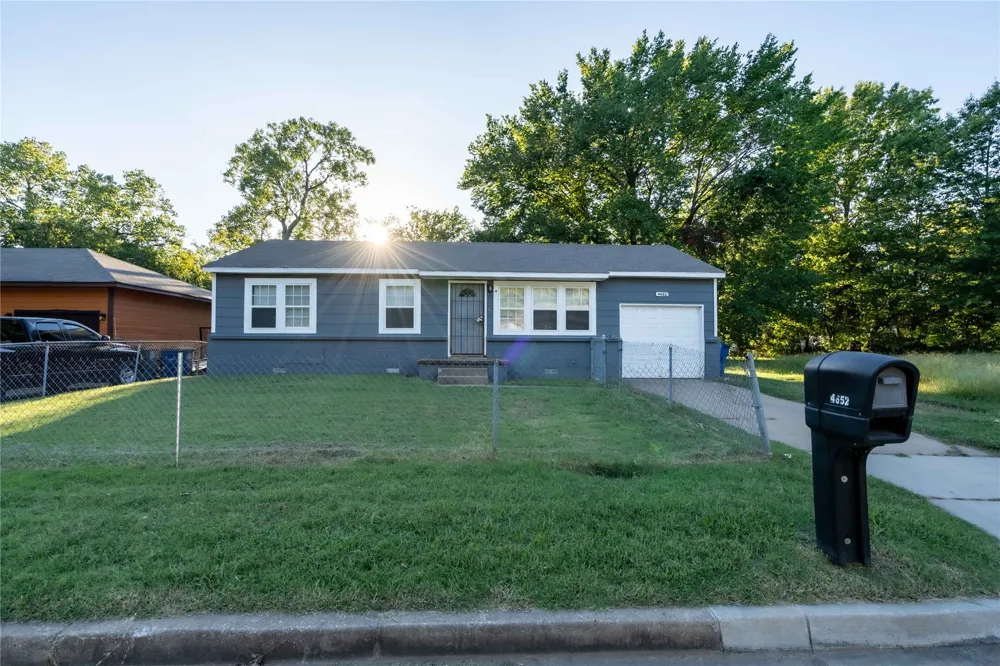4652 Main Street Tulsa, OK 74126