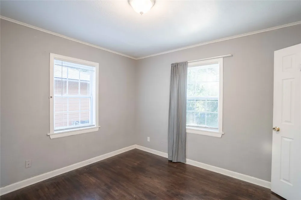 4652 Main Street Tulsa, OK 74126