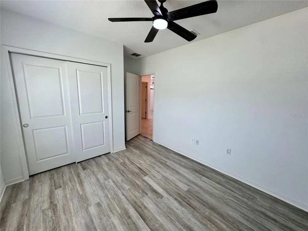 33981 SKY BLOSSOM CIRCLE Leesburg, FL 34788