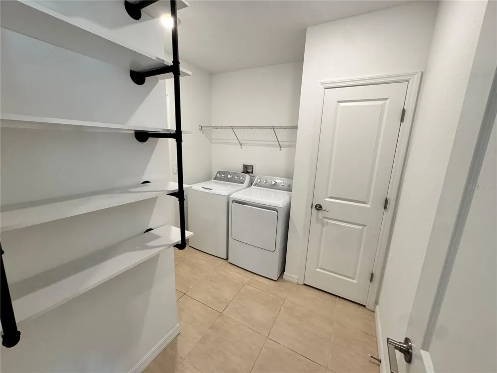 33981 SKY BLOSSOM CIRCLE Leesburg, FL 34788