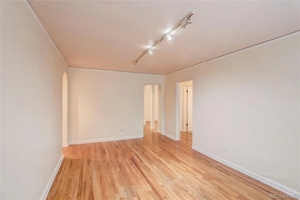 949 Emerson Street #8 Denver, CO 80218