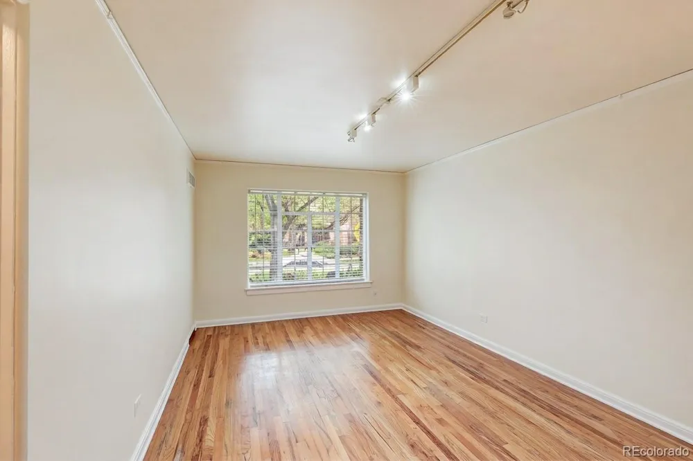 949 Emerson Street #8 Denver, CO 80218