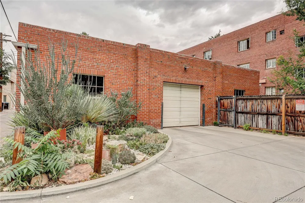 949 Emerson Street #8 Denver, CO 80218