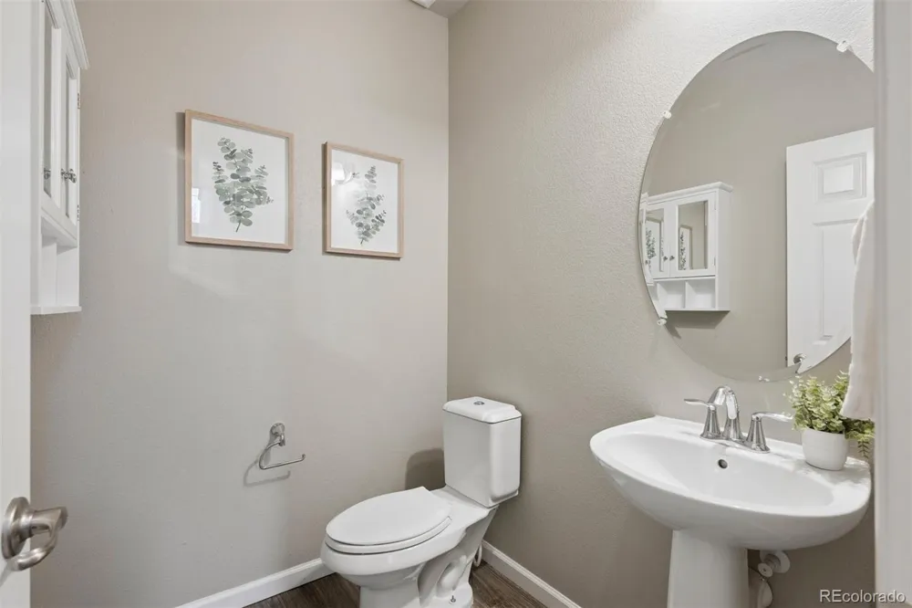 23877 E Rocky Top Avenue Aurora, CO 80016