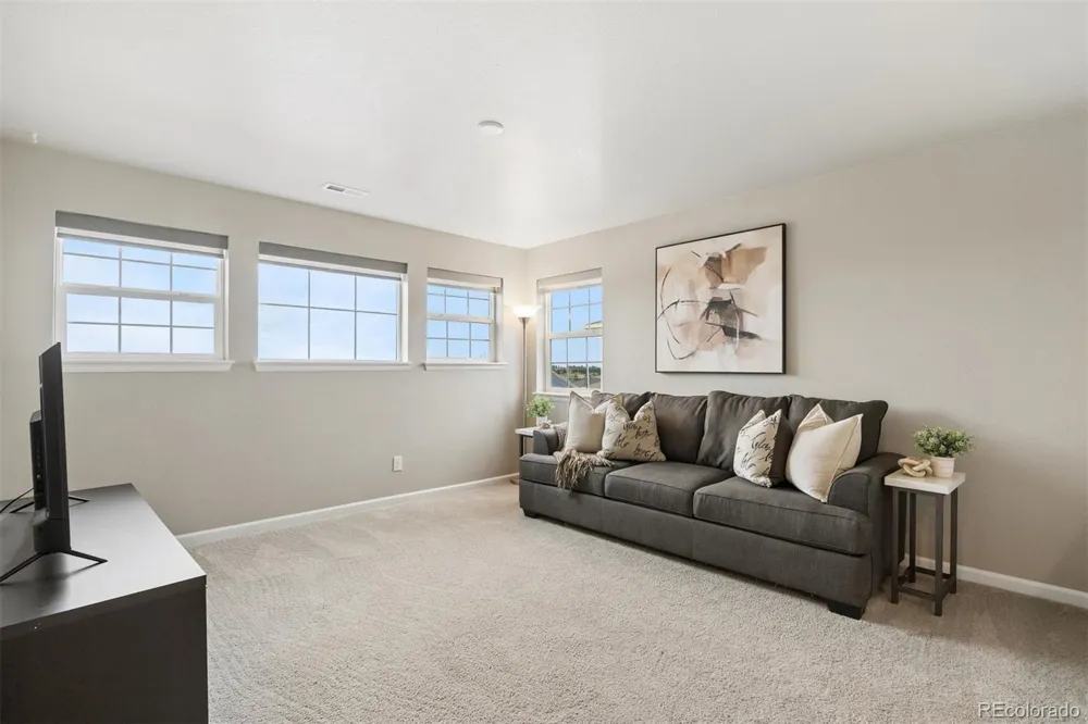 23877 E Rocky Top Avenue Aurora, CO 80016