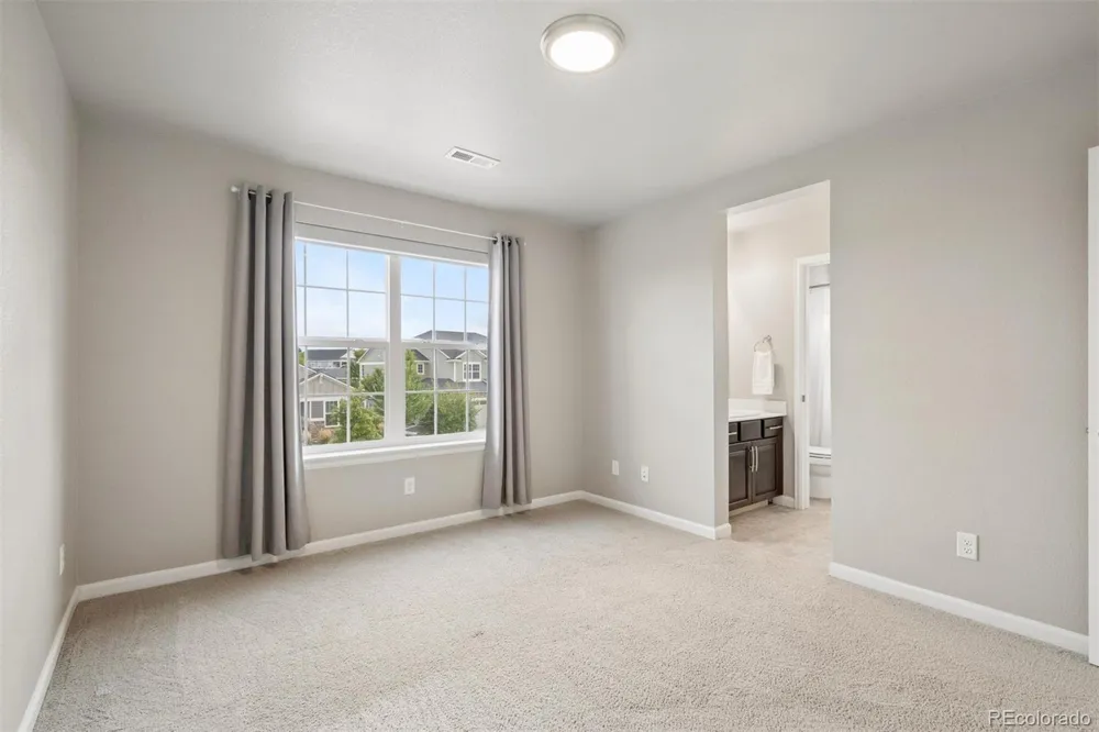 23877 E Rocky Top Avenue Aurora, CO 80016