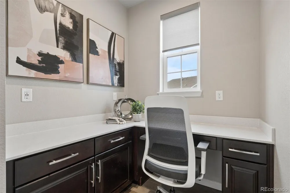 23877 E Rocky Top Avenue Aurora, CO 80016