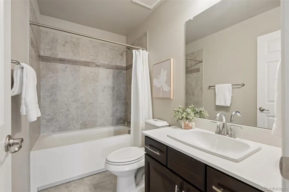 23877 E Rocky Top Avenue Aurora, CO 80016