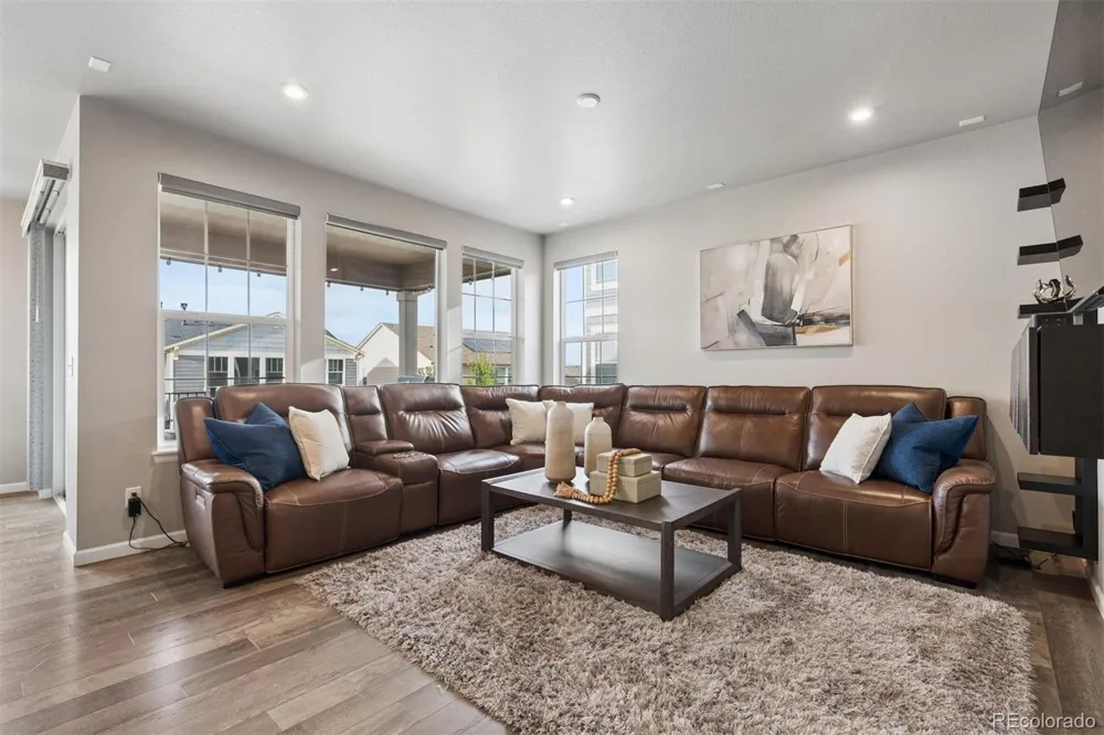 23877 E Rocky Top Avenue Aurora, CO 80016