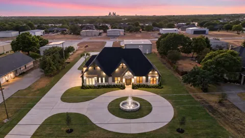 2931 Mockingbird Lane