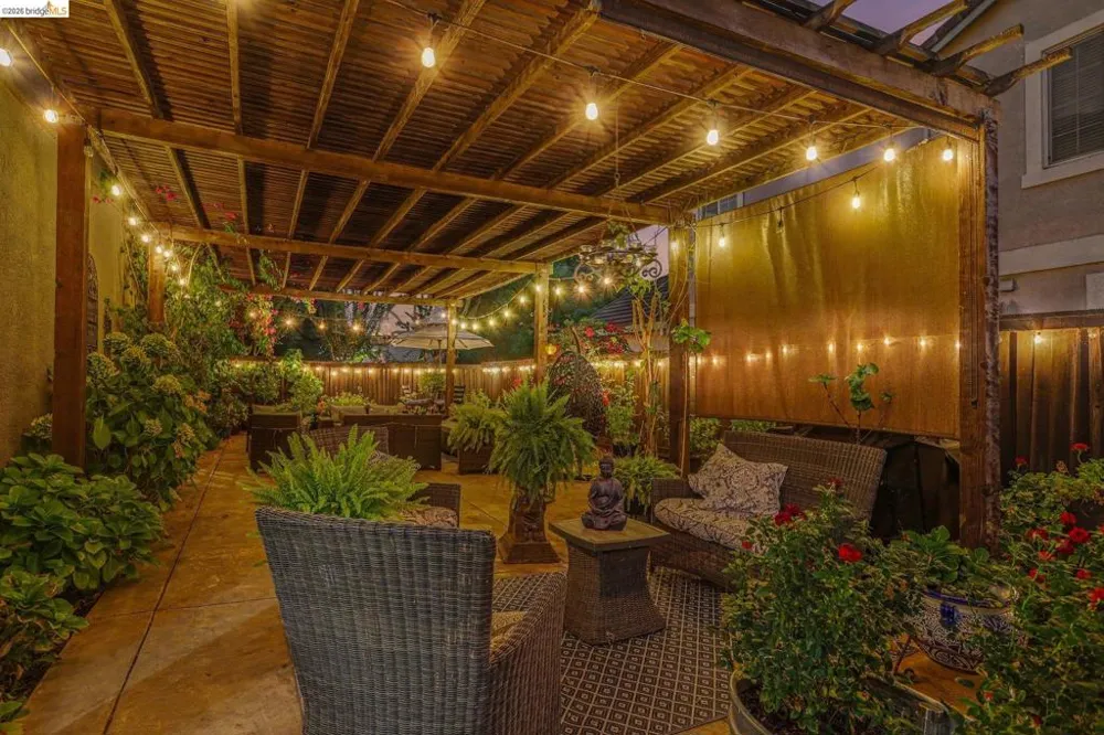 1587 Dawnview Dr Brentwood, CA 94513