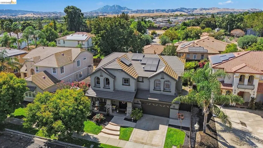 1587 Dawnview Dr Brentwood, CA 94513