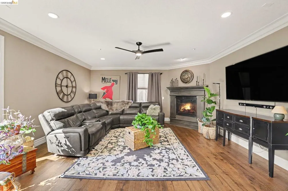 1587 Dawnview Dr Brentwood, CA 94513